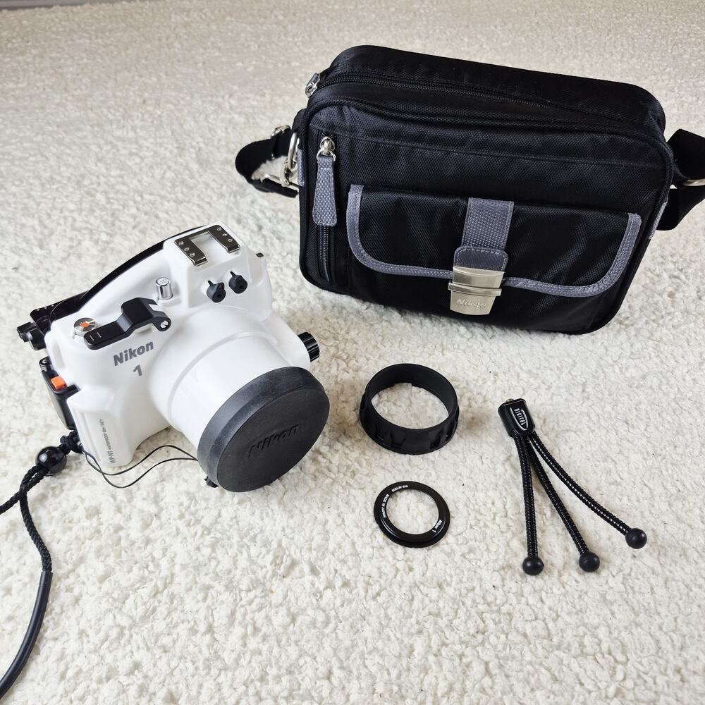 Nikon Waterproof Camera Case WP-N1 For Nikon 1 J1 or J2 White Underwater
